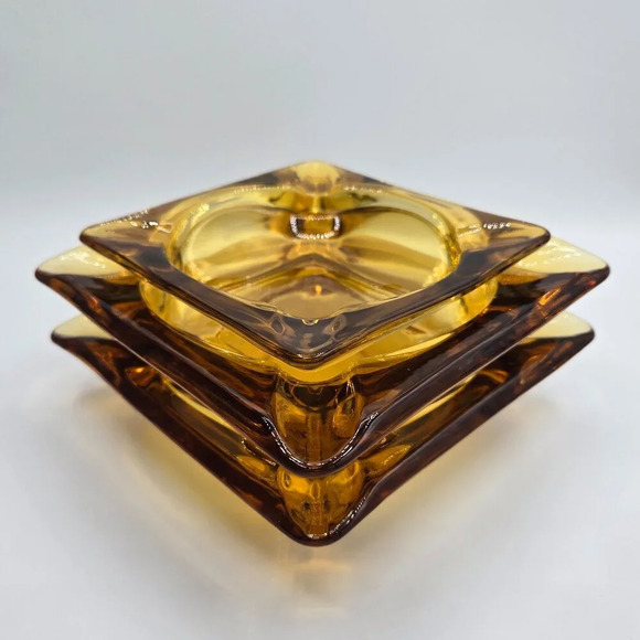 Set of 3 Vintage 1970s Anchor Hocking Amber MCM Glass Square Tapered Ashtray - Picture 3 of 10